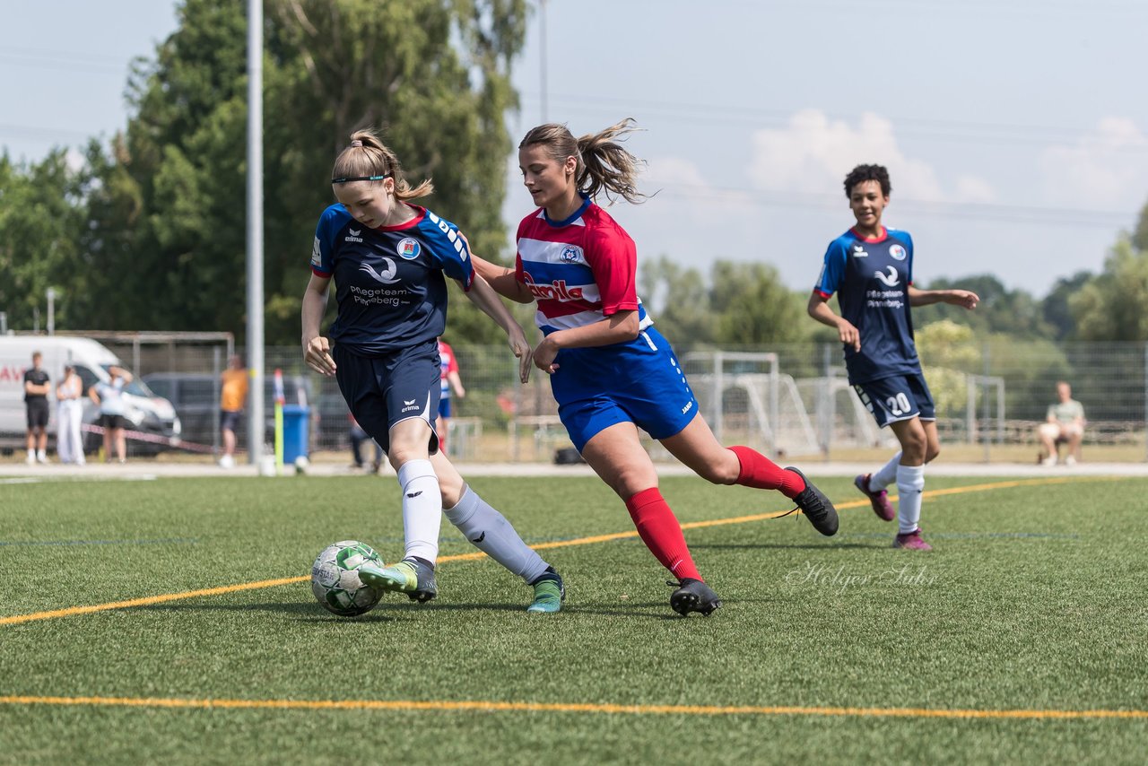 Bild 239 - wBJ Holsatia Elmshorn - VfL Pinneberg : Ergebnis: 1:4